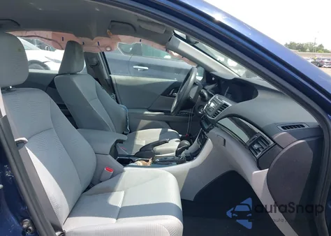 2016 Honda Accord Lx z USA, uszkodzony, nr VIN 1HGCR2F3XGA128428